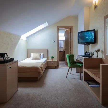 Euro Garni Hotel