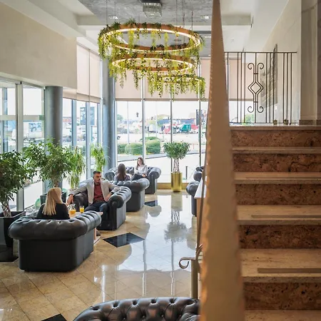 Ξενοδοχείο Euro Garni 4*