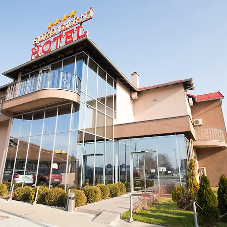 Ξενοδοχείο Euro Garni 4*