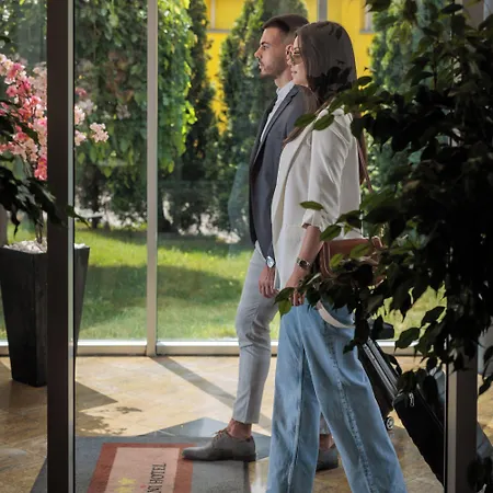 Euro Garni 4* Βελιγράδι