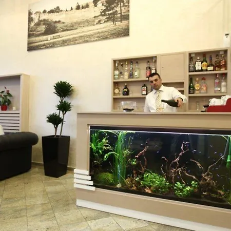 Hotel Euro Garni 4*